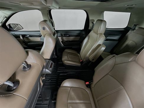 Used 2017 GMC Acadia Limited SLT image 9