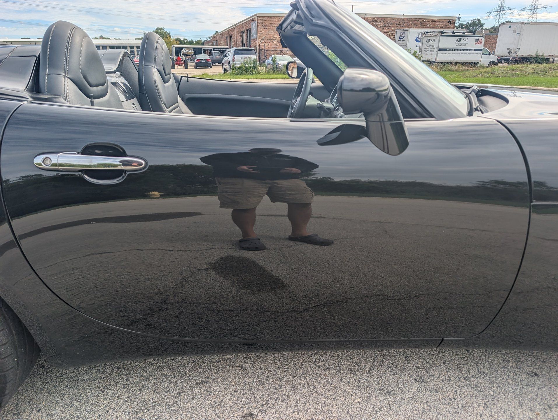 Used 2006 Pontiac Solstice Convertible w/ Premium Package RWD image 48