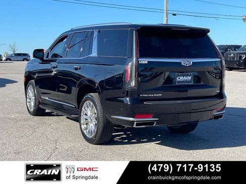 Used 2023 Cadillac Escalade Premium Luxury AWD/4WD image 5