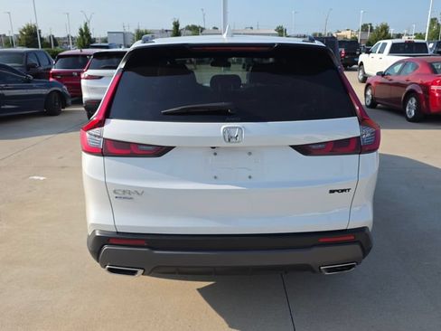 Used 2024 Honda CR-V Sport image 4