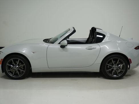 Used 2019 MAZDA MX-5 Miata RF Grand Touring image 9