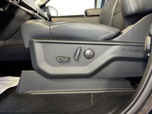 Certified 2025 Ford Expedition Active AWD/4WD image 28