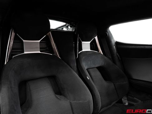 Used 2022 Ford GT RWD image 45