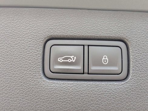 Used 2024 Genesis GV80 2.5T AWD/4WD image 13