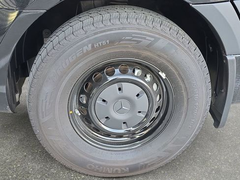 New 2025 Mercedes-Benz Sprinter 2500 image 30