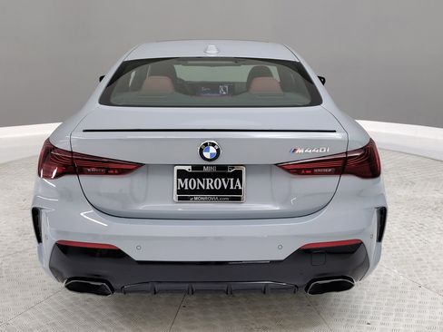 Used 2026 BMW M440i Coupe w/ Premium Package image 7