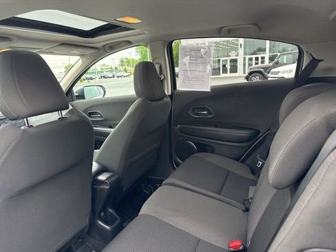 Used 2019 Honda HR-V EX image 29