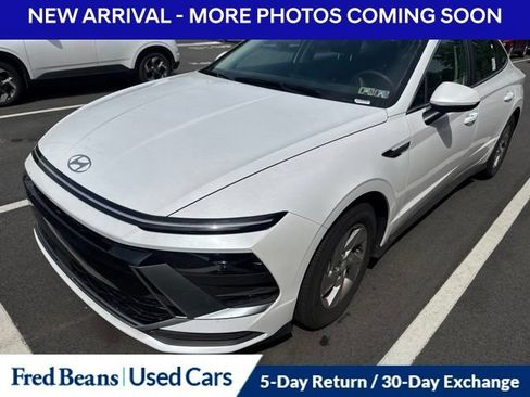 Used 2026 Hyundai Sonata SE FWD image 1