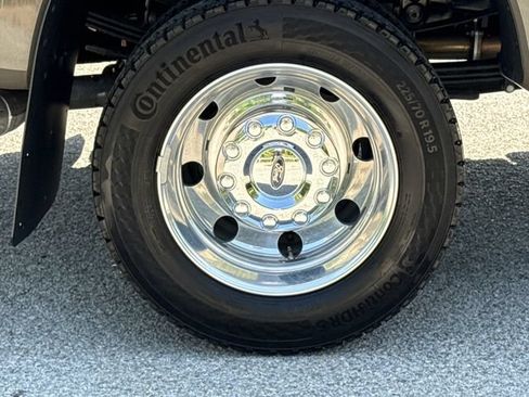 Used 2026 Ford F450 Platinum w/ Platinum Plus Package AWD/4WD image 11