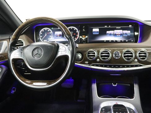 Used 2015 Mercedes-Benz S 550 4MATIC Sedan image 25