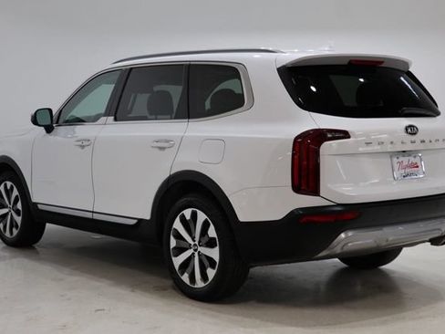 Used 2020 Kia Telluride S FWD image 6