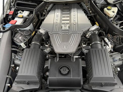 Used 2013 Mercedes-Benz SLS AMG GT Roadster image 5