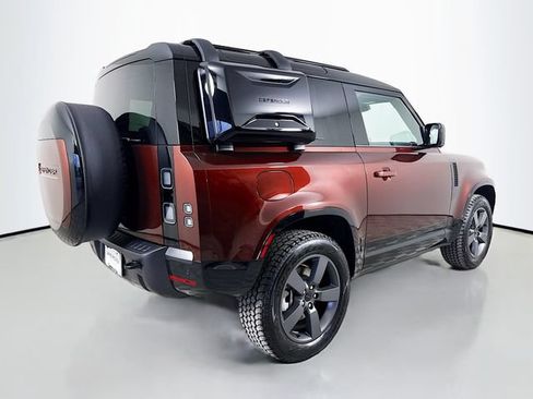 New 2026 Land Rover Defender 90 X-Dynamic SE AWD/4WD image 5