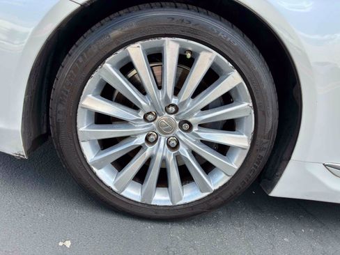 Used 2014 Lexus LS 460 AWD w/ Comfort Package image 12