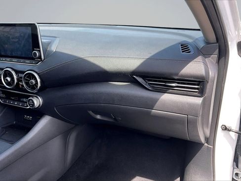 Used 2020 Nissan Sentra SV image 17