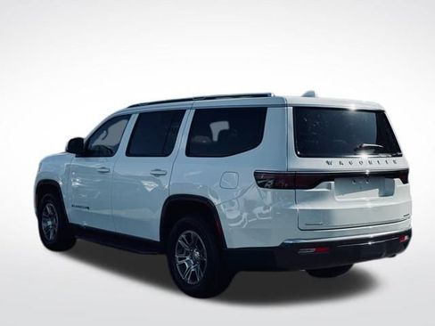 Used 2022 Jeep Wagoneer Series I image 9