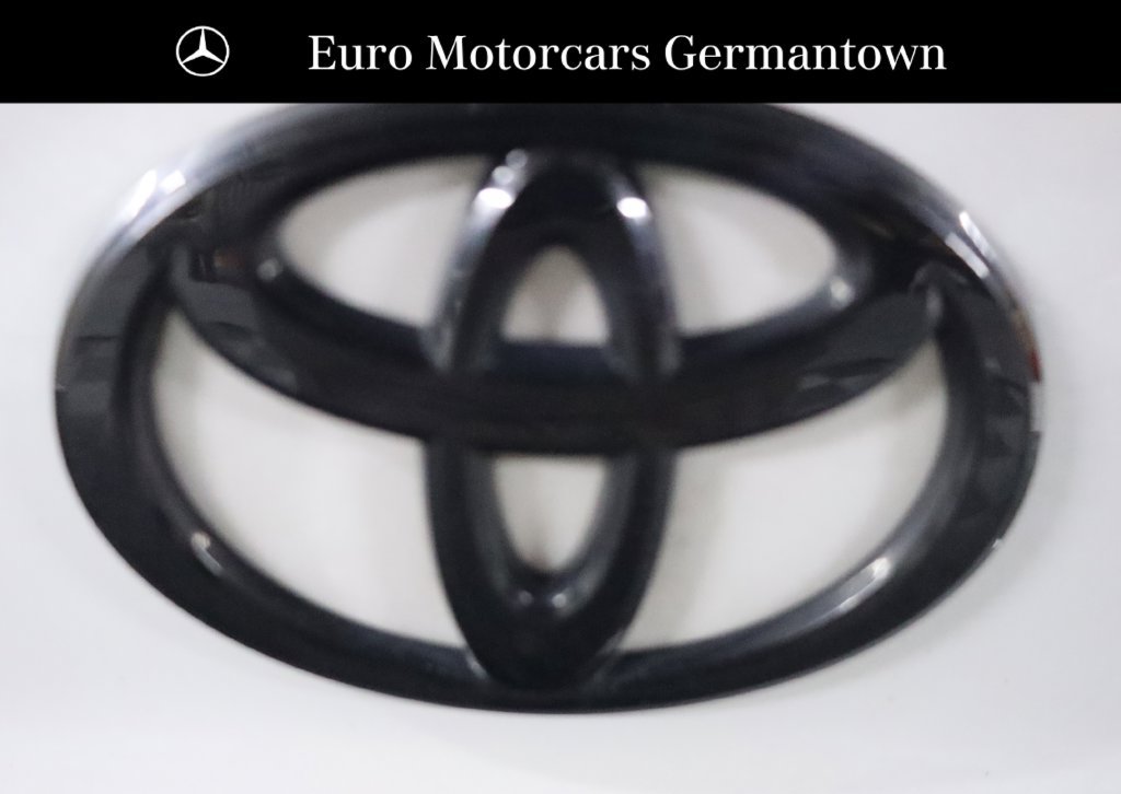 Used 2025 Toyota Camry XSE FWD image 63