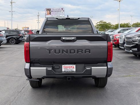 Used 2025 Toyota Tundra Limited AWD/4WD image 7