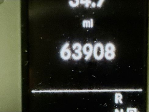 Used 2020 Mercedes-Benz Metris Passenger w/ Premium Safety Package image 16