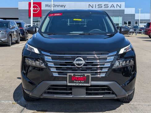Certified 2025 Nissan Rogue S FWD image 6