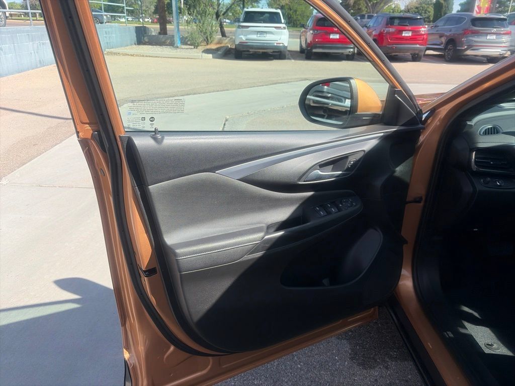 Used 2024 Buick Envista Preferred FWD image 24