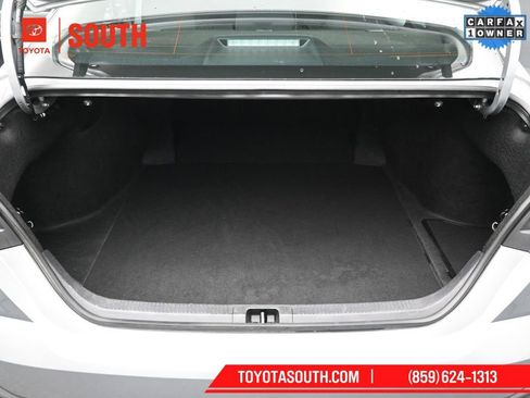 Used 2025 Toyota Camry LE image 30