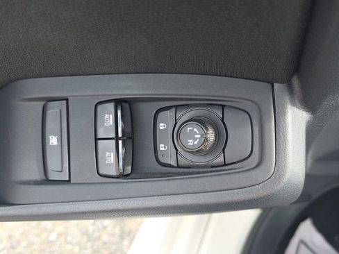 Used 2023 Toyota GR86 RWD image 12