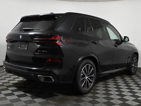 Used 2025 BMW X5 xDrive50e w/ M Sport Package image 7