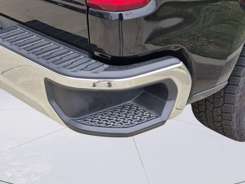 Used 2023 Chevrolet Silverado 1500 LT AWD/4WD image 14