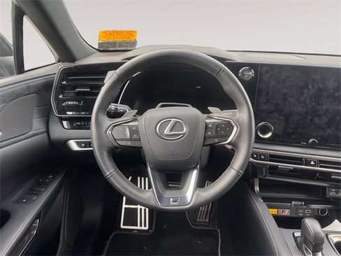 Used 2024 Lexus RX 500h F Sport image 11