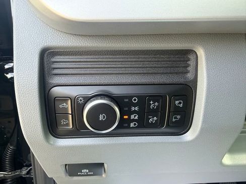 New 2026 Ford F350 XLT w/ XLT Premium Package image 17