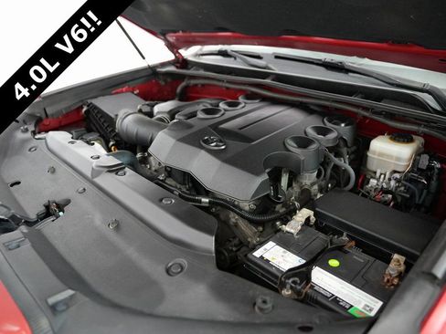 Used 2015 Toyota 4Runner SR5 image 58