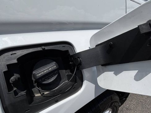 Used 2017 GMC Terrain SLE FWD image 30