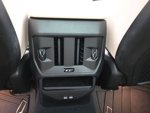 Certified 2025 BMW X3 xDrive30 w/ Convenience Package AWD/4WD image 18