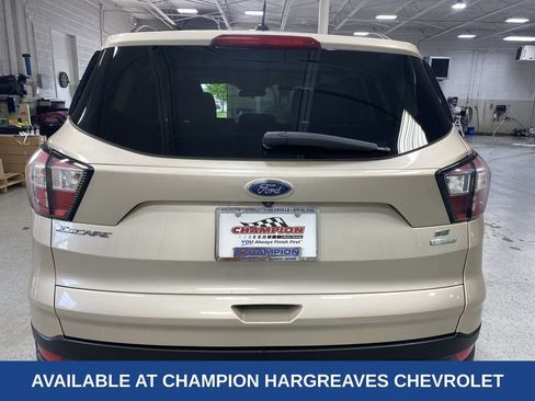 Used 2018 Ford Escape SE FWD image 40