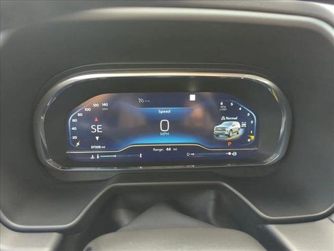 Used 2022 Chevrolet Tahoe Z71 w/ Luxury Package image 11