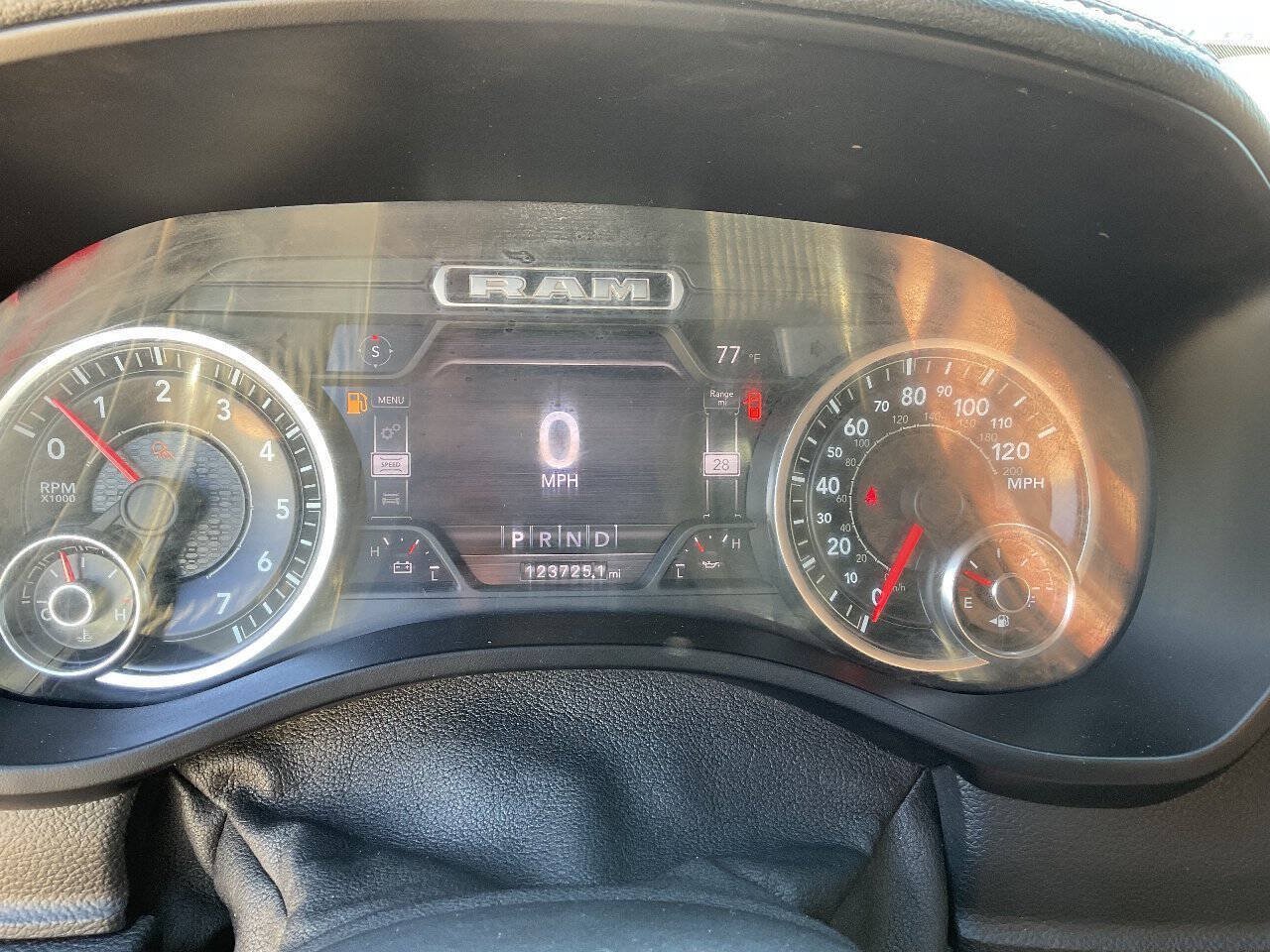 Used 2020 RAM 1500 Laramie w/ Sport Appearance Package AWD/4WD image 7