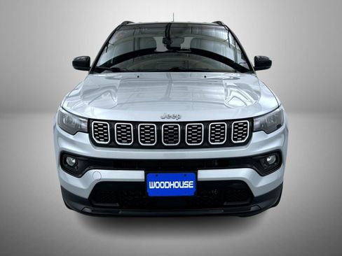 Certified 2024 Jeep Compass Limited image 2