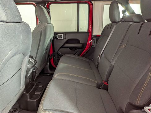 Certified 2025 Jeep Wrangler Unlimited Sahara image 34