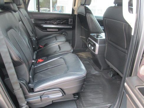 Used 2018 Ford Expedition Max Platinum AWD/4WD image 14