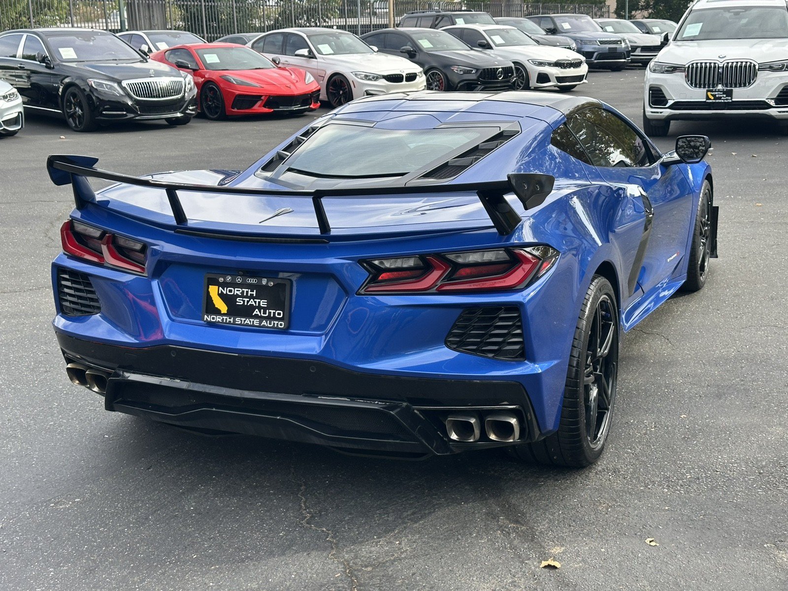 Used 2023 Chevrolet Corvette Stingray Coupe w/ Z51 Performance Package RWD image 9
