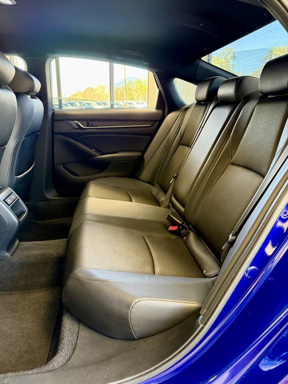 Used 2021 Honda Accord Sport image 17