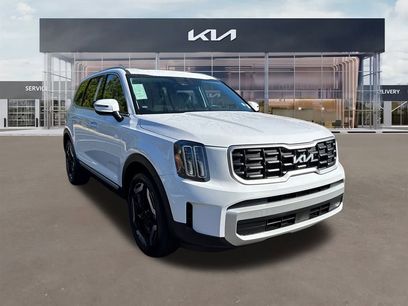Certified 2025 Kia Telluride S