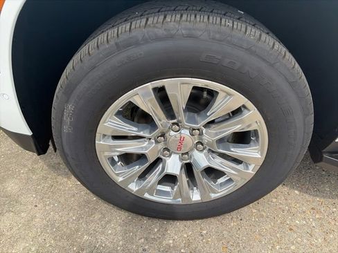 New 2026 GMC Yukon XL Denali w/ Advanced Technology Package AWD/4WD image 10