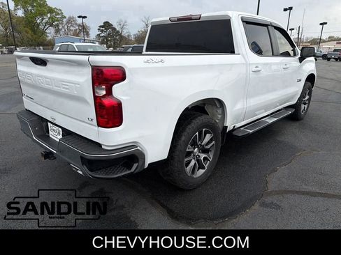Used 2022 Chevrolet Silverado 1500 LT w/ Z71 Off-Road Package AWD/4WD image 7