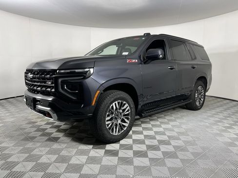 Used 2025 Chevrolet Tahoe Z71 image 3