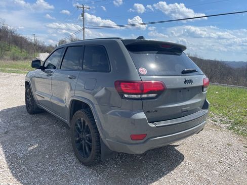 Used 2020 Jeep Grand Cherokee Altitude image 8