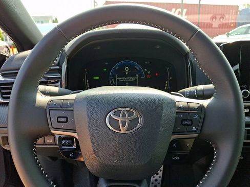 Certified 2026 Toyota Camry SE FWD image 21