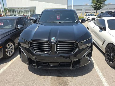 Used 2023 BMW XM AWD/4WD image 2