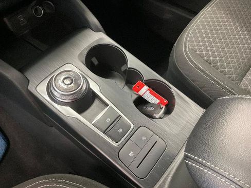 Certified 2023 Ford Escape Active AWD/4WD image 17